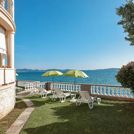 Kiara Apartamento Bibinje